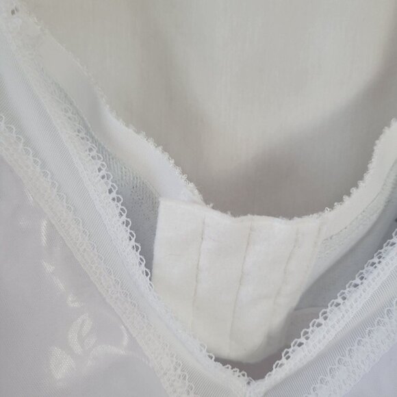 Playtex Wireless Bra Size 44G 18-Hour Ultimate Shoulder Comfort Strap #4693 EUC - Picture 4 of 7